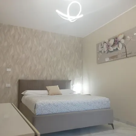 Дом отдыха Holiday Home Varese *